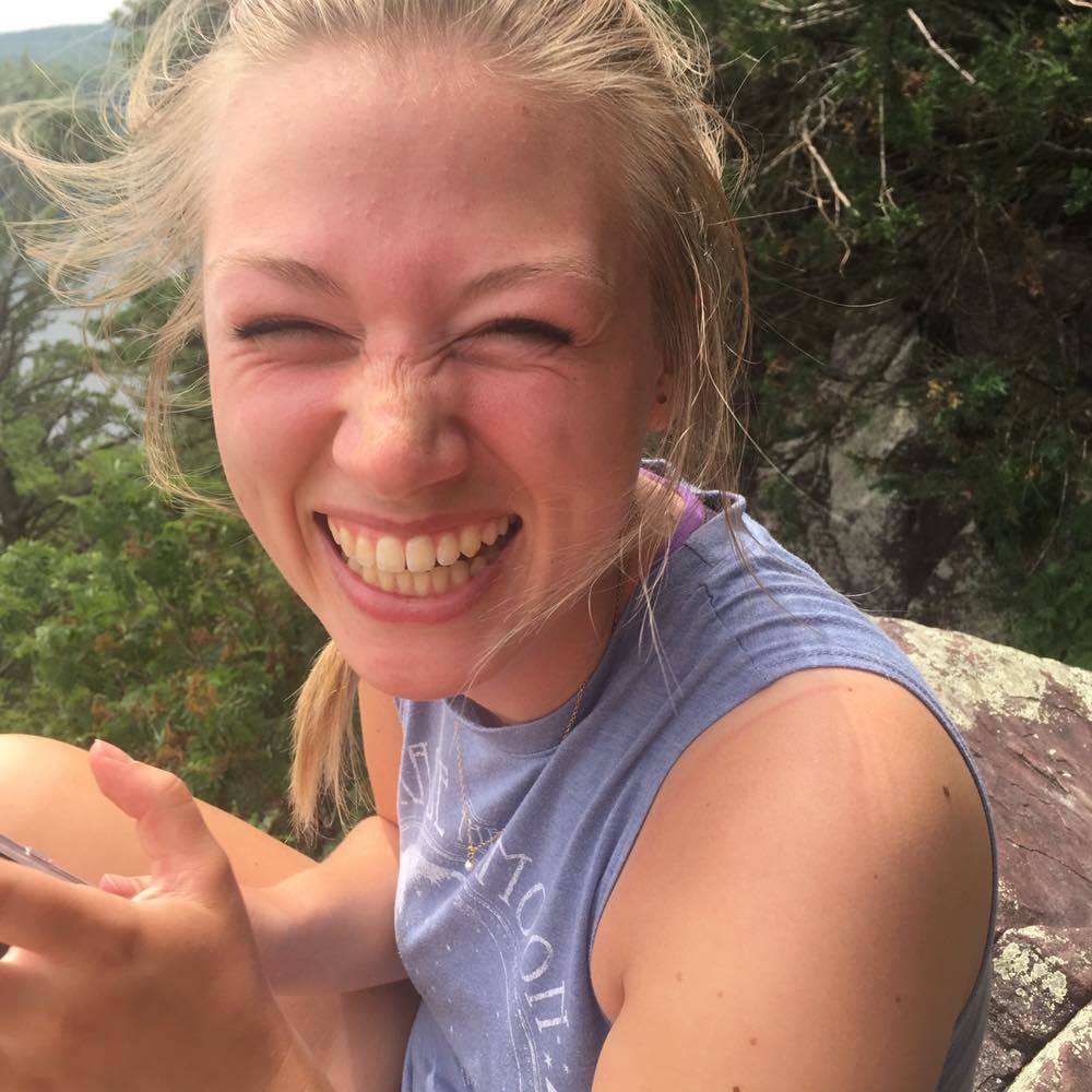 Meet your Posher, Rebecca